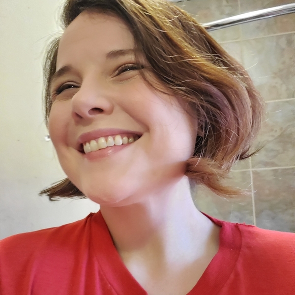 Meet your Posher, Mary - Picture 3 of 4